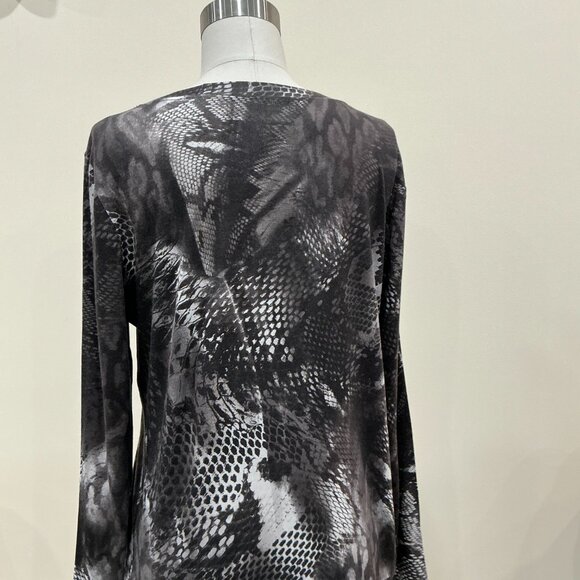 Top - Picture 4 of 5